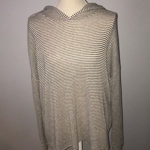 forever 21 long sleeve shirt w hood